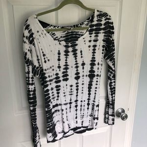 Hard Tail Slouch Back shirt